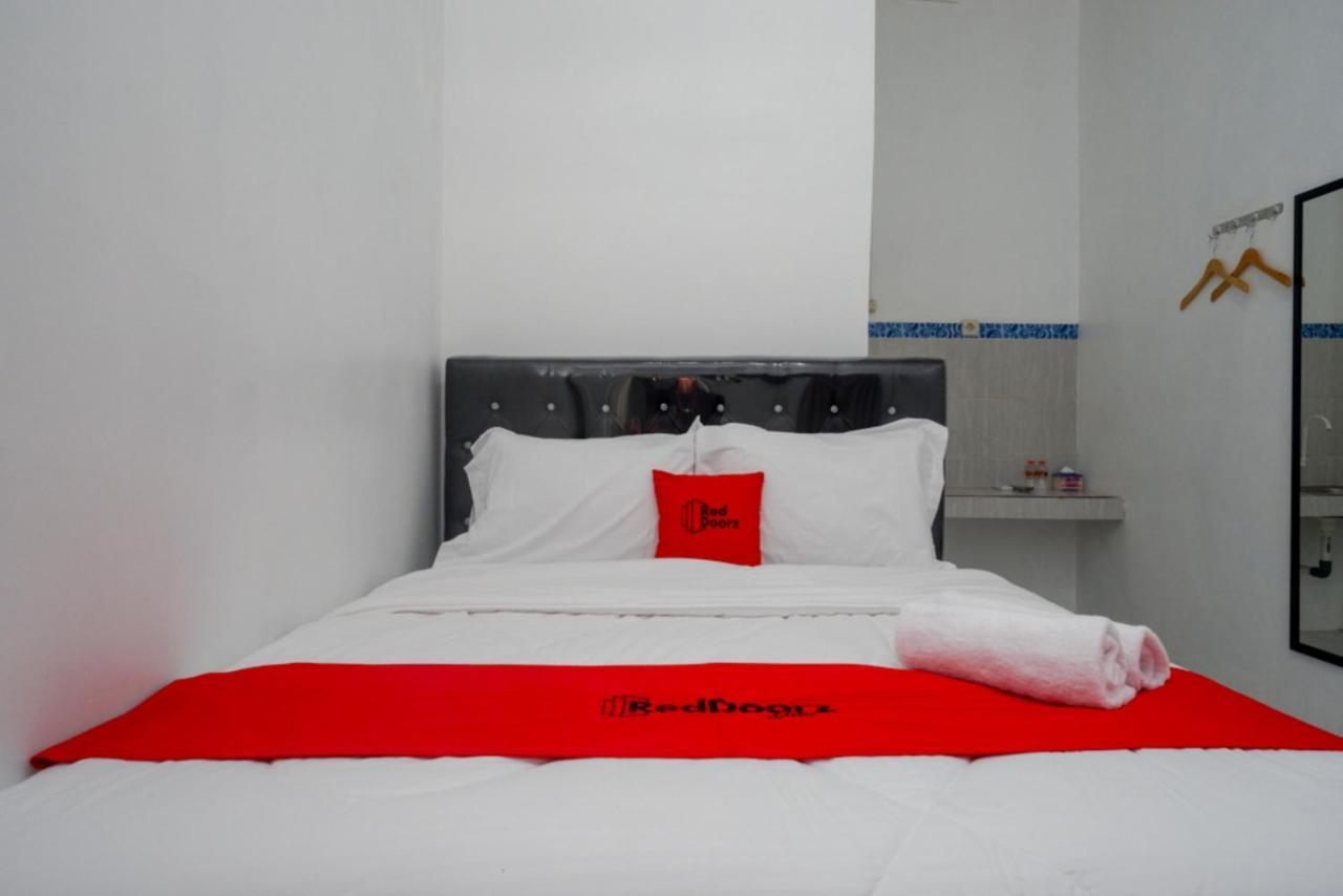 Reddoorz Near Universitas Semarang 2 Alastuwo Экстерьер фото