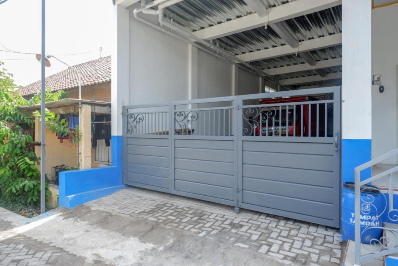 Reddoorz Near Universitas Semarang 2 Alastuwo Экстерьер фото